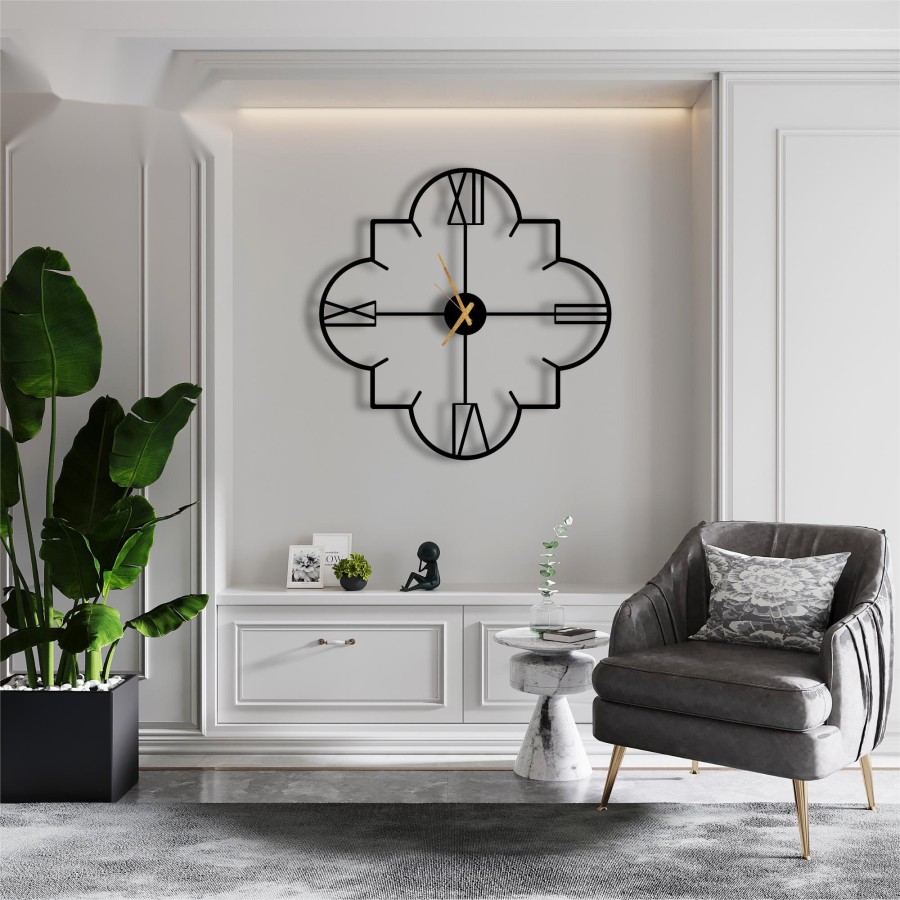 Metal wall clock with numbers